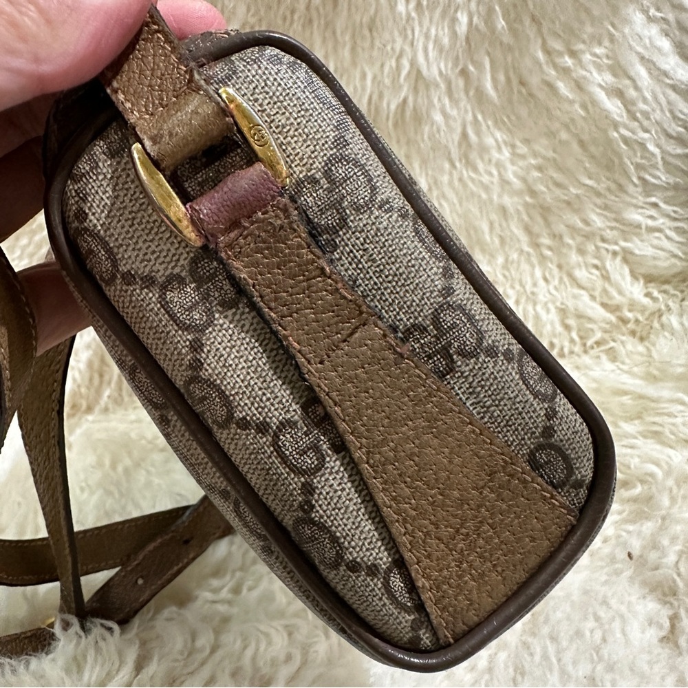 Authentic Vintage Gucci - Picture 10 of 16